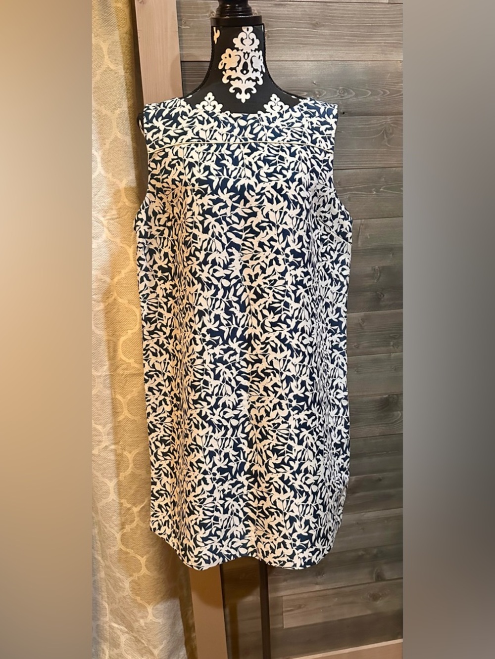 Joe Fresh Navy and White Leaf-Print Sleeveless Shift Dress size XL